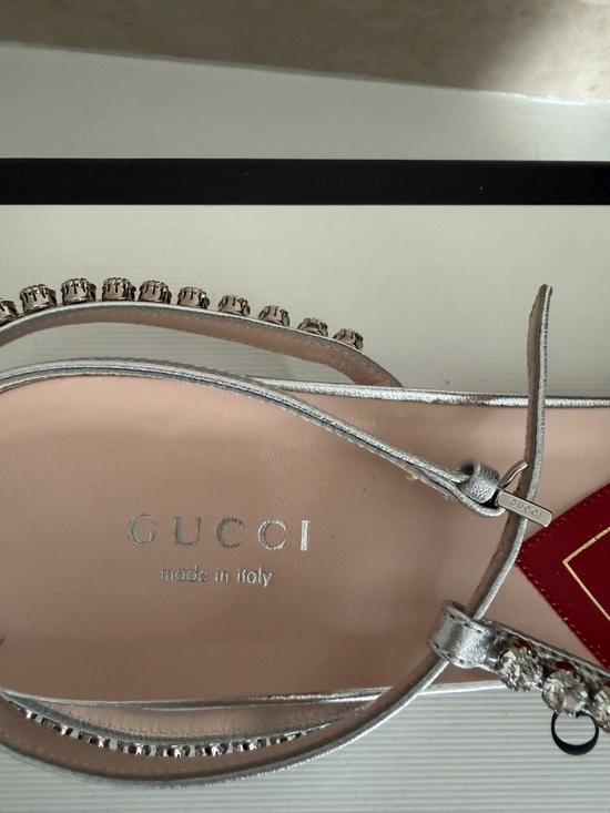 New Gucci Bertie Sandals with Red, Clear, and Blue Crystal Straps 37.5 - Picture 8 of 14